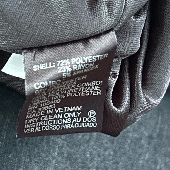 Tahari ASL Colorblock Bodycon Dress Sz 4 Burgundy Black Faux Leather Stretch Zip - Picture 8 of 9